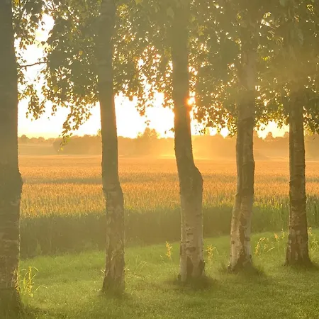 Landhaus Stunning Romantic Close To Baltic