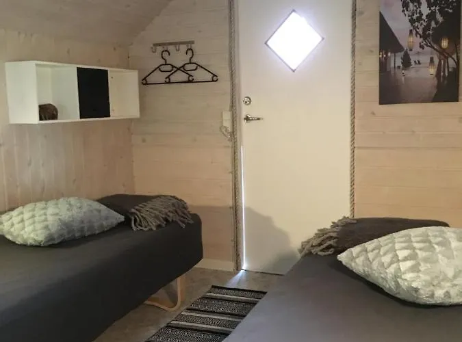 Stunning Romantic Close To Baltic Landsted *